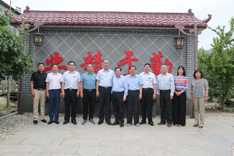 孝善引领，，，德性全国｜河南LEwin乐玩荣获“河南省*批孝德示范企业”