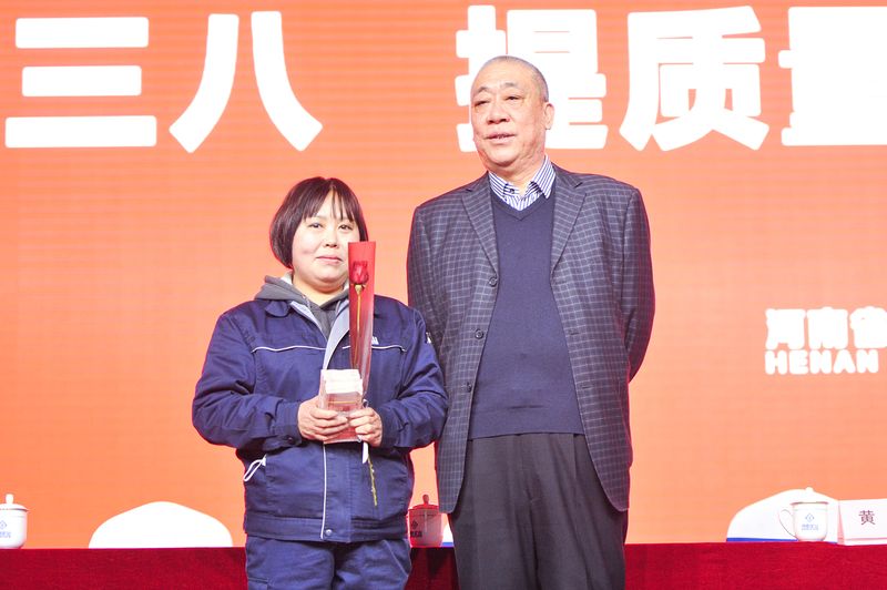 致敬巾帼圭表｜河南LEwin乐玩女工代表肖前翠