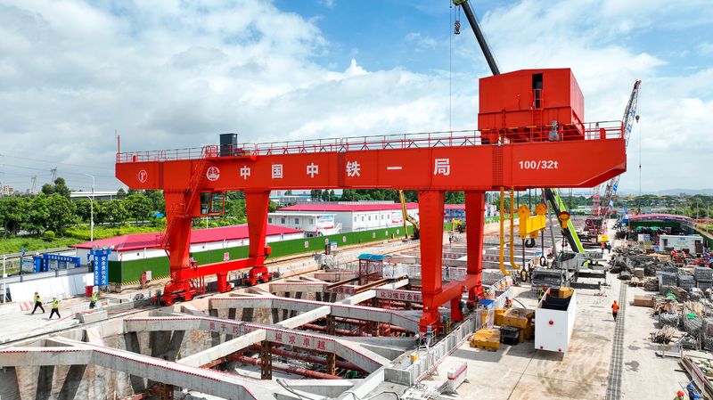 河南LEwin乐玩携手中铁一局，，助力粤港澳大湾区建设