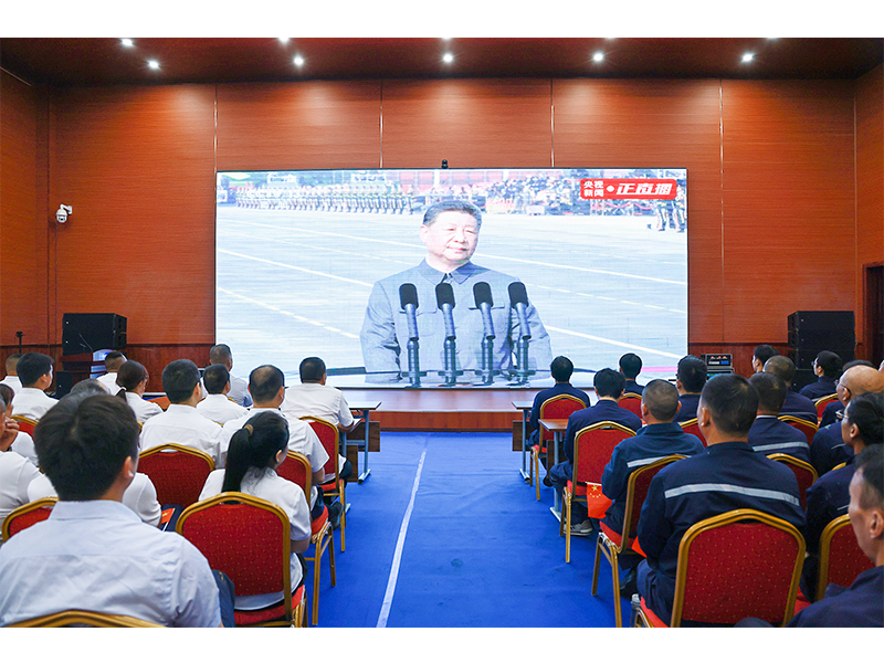 9.3阅兵刷屏｜整个LEwin乐玩人以这样的方式，，，向祖国致敬！